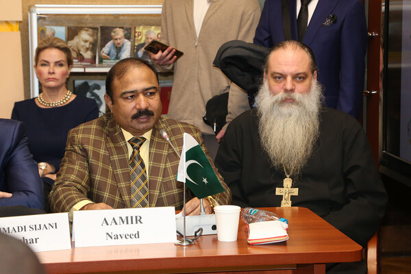    Участники форума БРИКС «Традиционные ценности» / Даниил Миронов