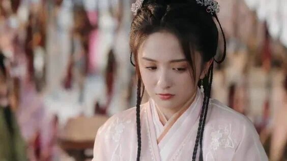 Бедная несчастная героиня