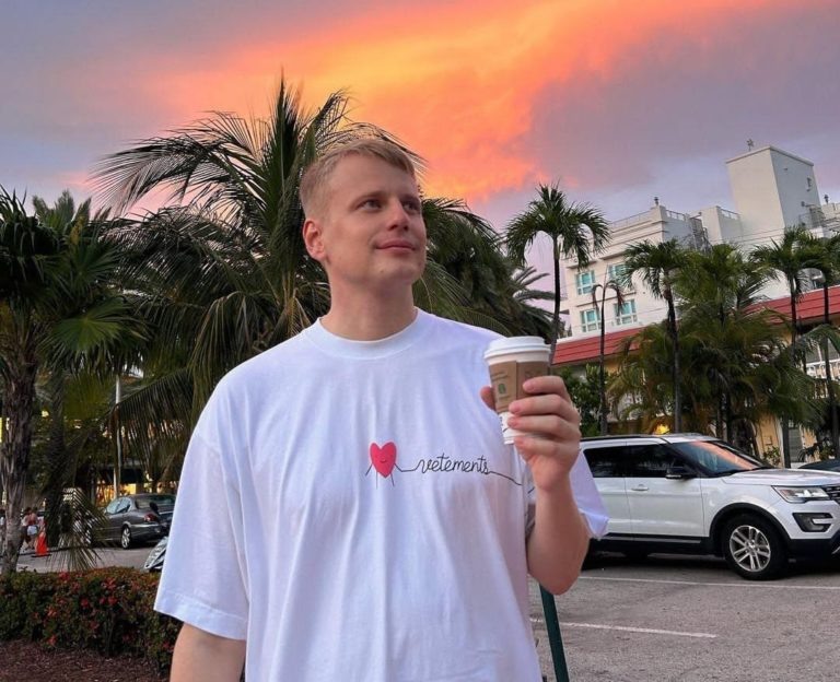    Фото: @slavakomissarenko Оксана Маслова