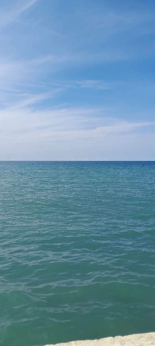 Мы вышли прямо у моря!