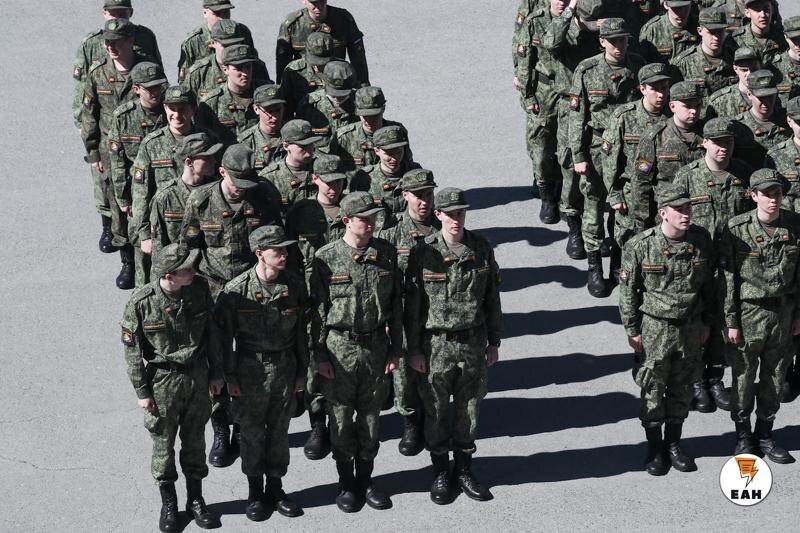    Она перевела себе 2,9 млн рублей