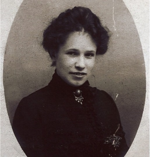 Как появилась Дюймовочка?