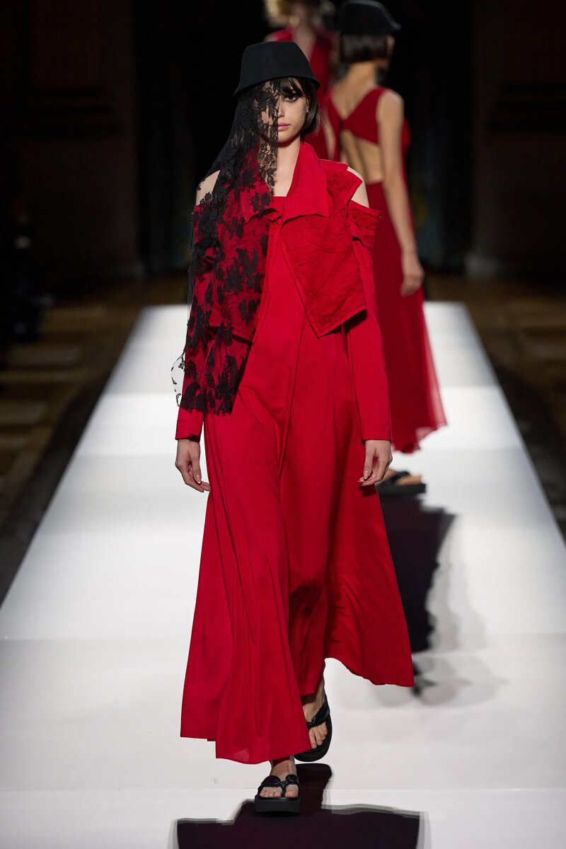 Yohji Yamamoto Spring 2025