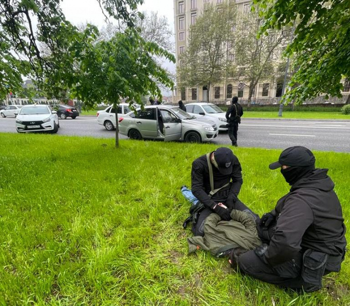 В Тюмени 10 наркодельцов отправили за решетку в колонию строгого режима - Тюменс