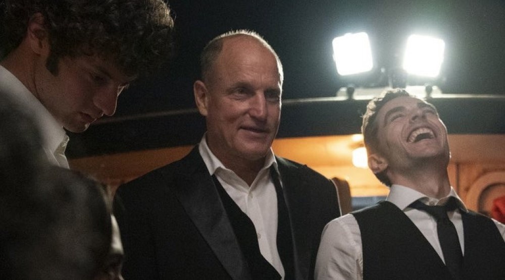     Кадр со съемок фильма «Иллюзия обмана 3» (2025) / Фото: Instagram*/nysmmovie/ *соцсеть признана в России экстремистской и запрещена