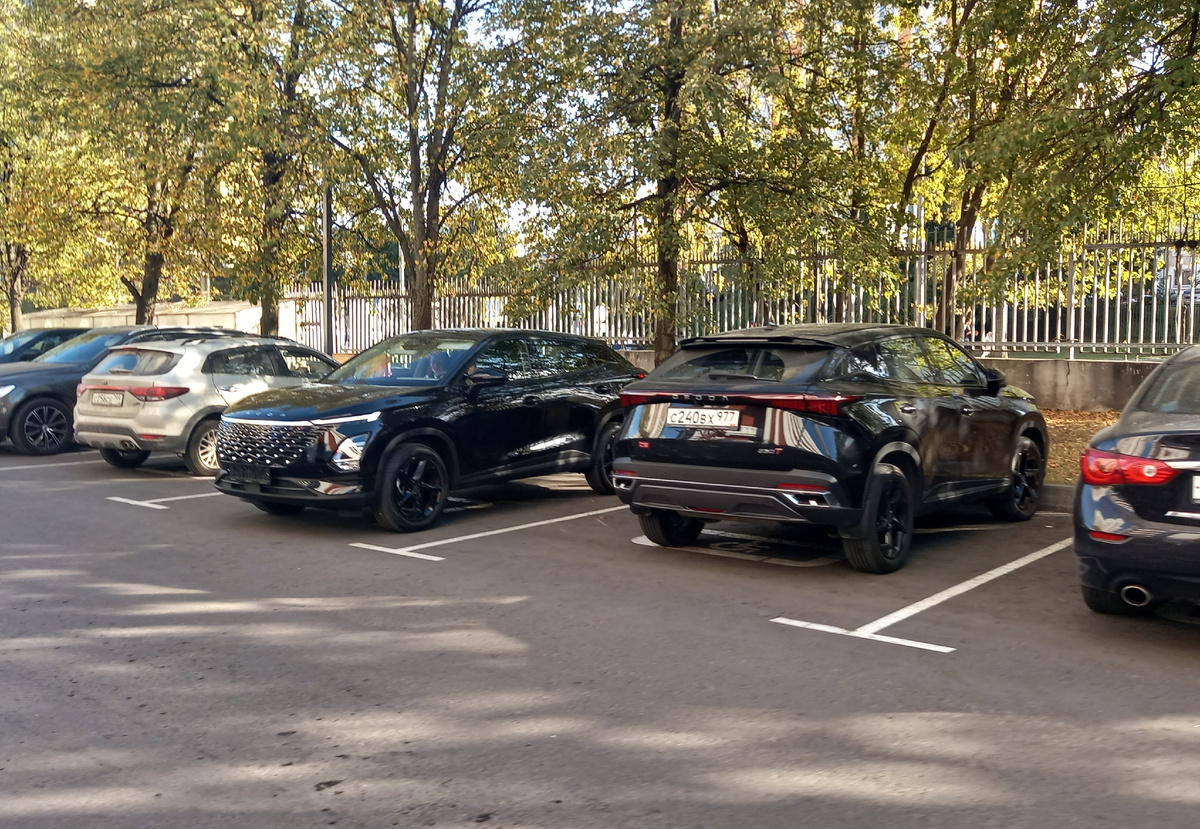 Omoda C5 - бестселлер российского рынка. И сразу в двух экземплярах...