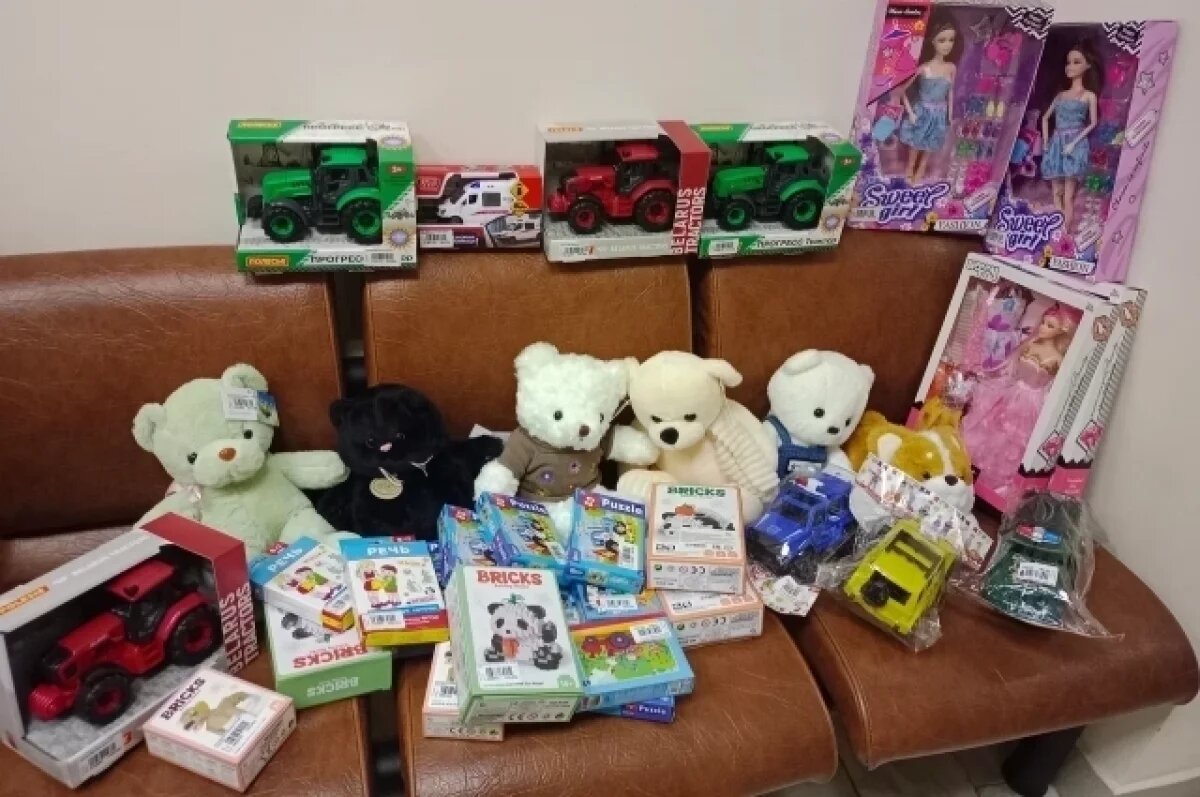    Воронежские депутаты собирают гуманитарную помощь для Северодонецка