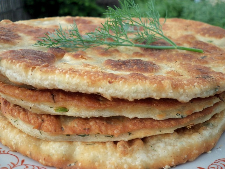 Вариант подачи к супу - с укропом