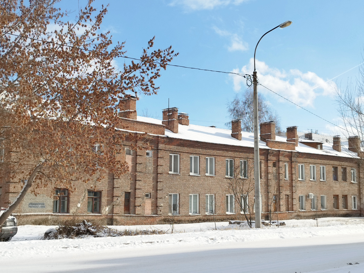 Ни машин, ни пешеходов. Улица Малиновского в Красноярске. Фото из личного архива автора