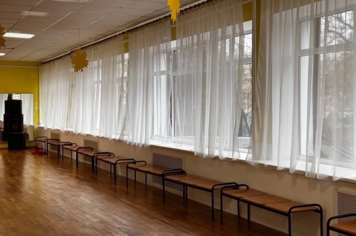    Глава Калуги проверил ход ремонтных работ в городском досуговом центре