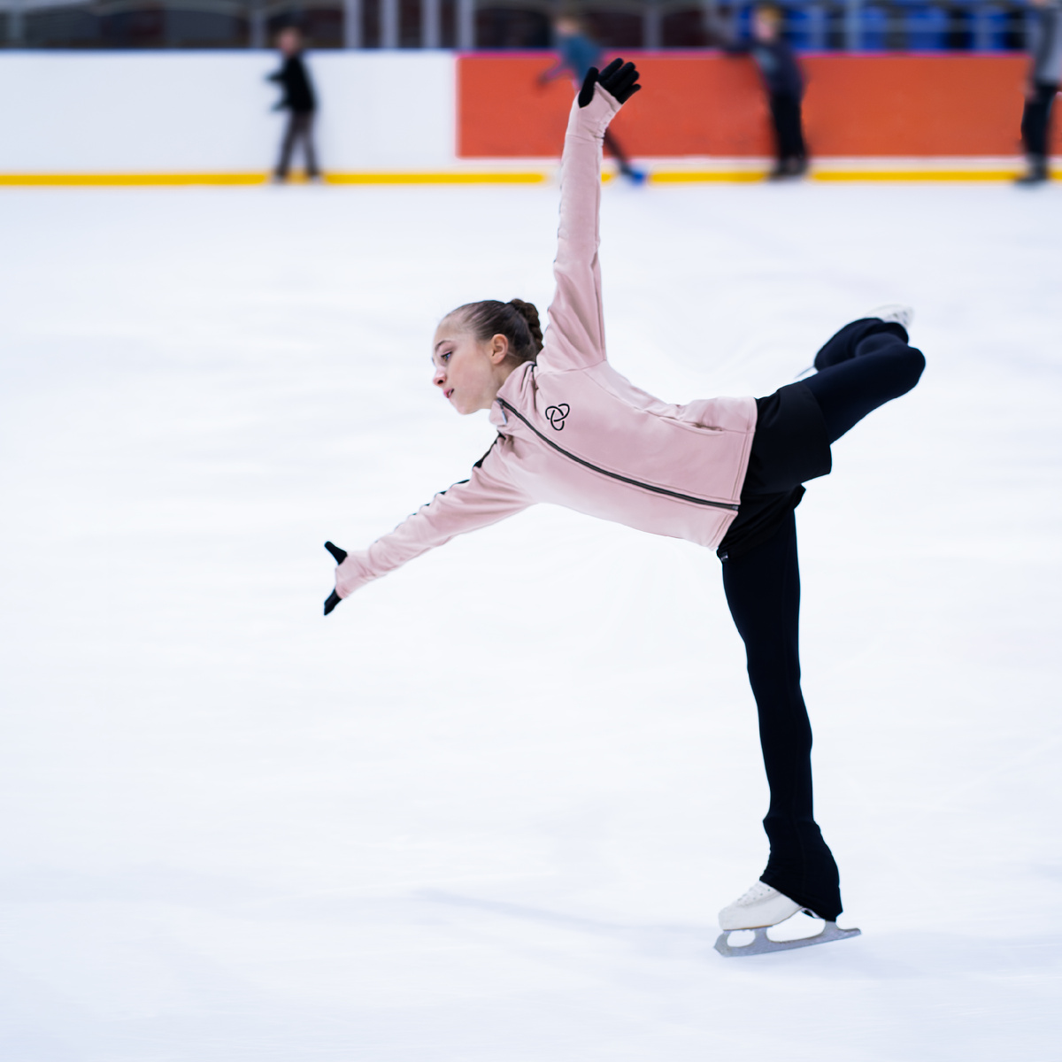 Марина Сарычева на льду