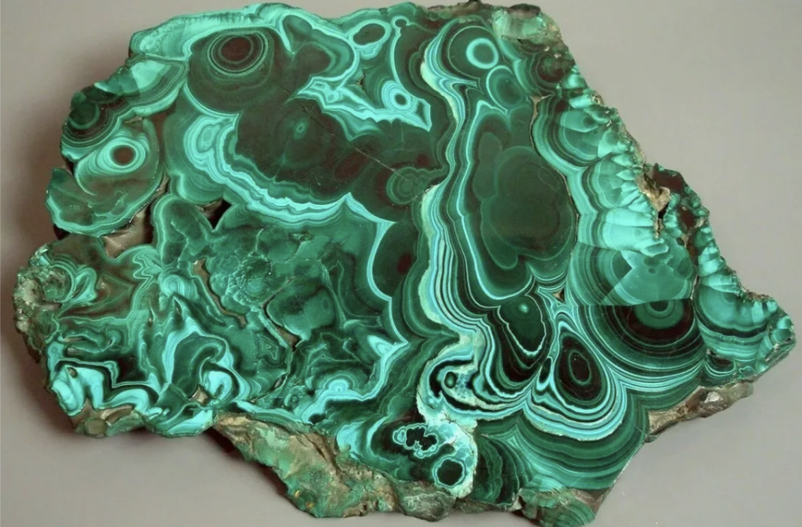 Натуральное многообразие оттенков 