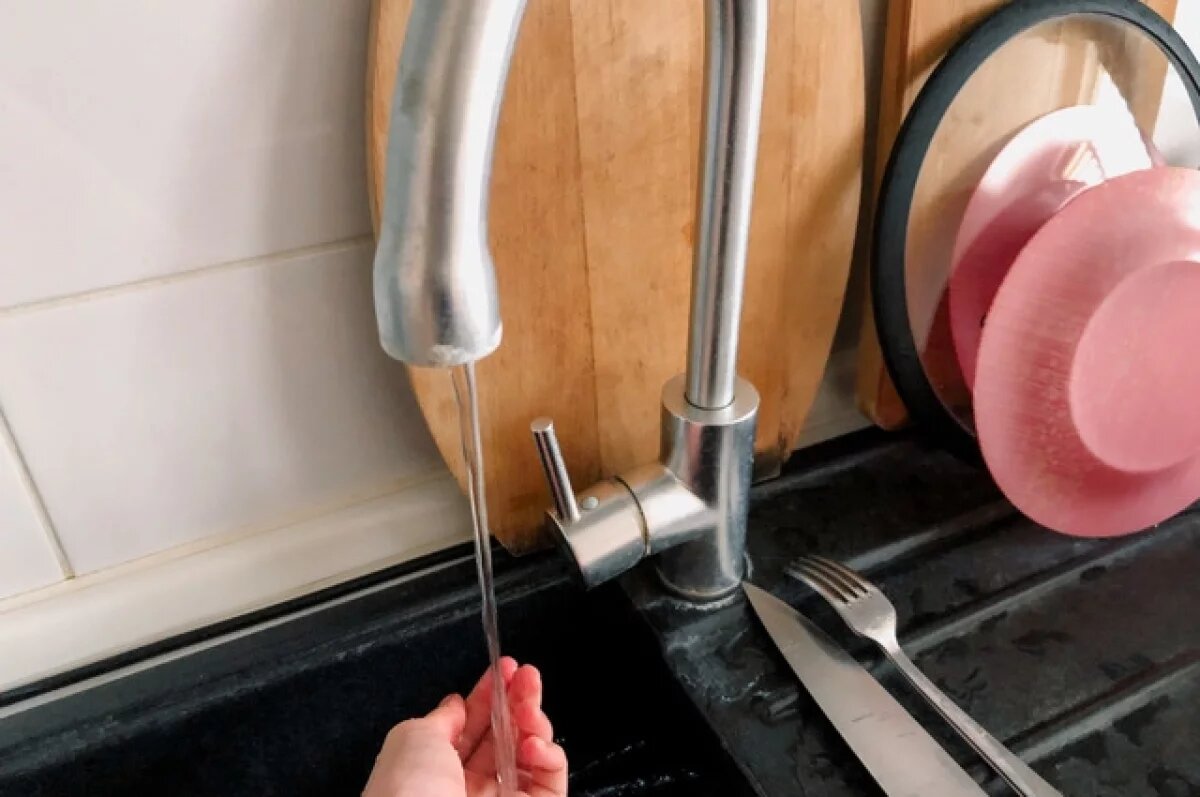    В Орле на директора водоканала завели дело из-за ржавой воды в трубах