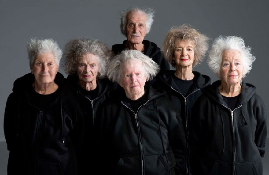 Человечество активно стареет