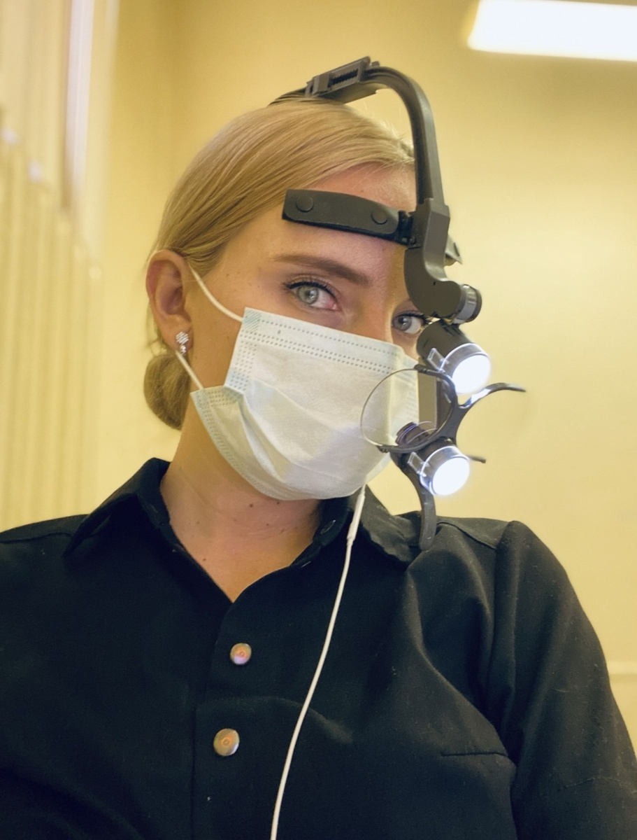 Я в поликлинические времена в своем прекрасном полуподвальном кабинете