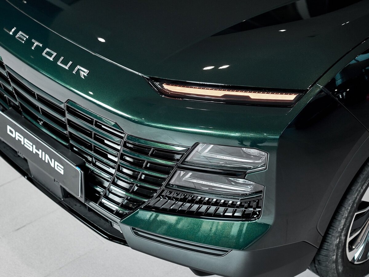 *Jetour входит в десятку марок по продажам новых легковых автомобилей по итогам 10 месяцев 2024 года. Данные приводит аналитическое агентство в сфере автобизнеса «Автостат».