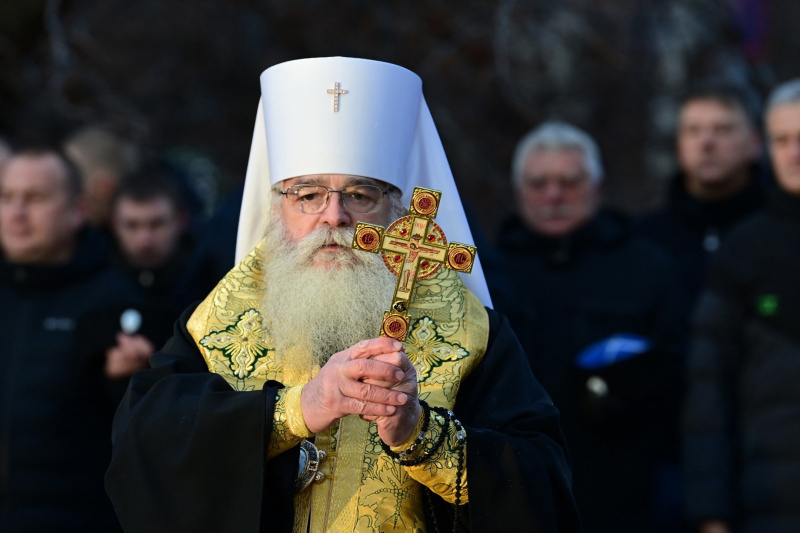    Глава Карелии дал старт строительству часовни на набережной ПетрозаводскаО страницы главы Карелии Артура Парфенчикова