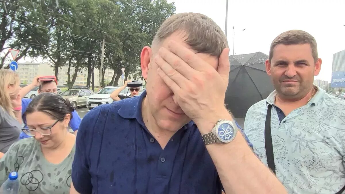 Евгений Наумов на два месяца создал комиссию из чиновников и недовольных федералов. 