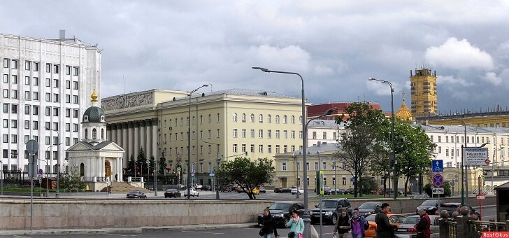 Арбатская площадь. Фото из Интернета.