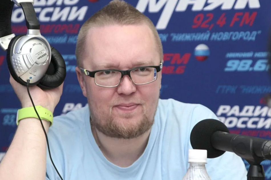 С.Стиллавин.