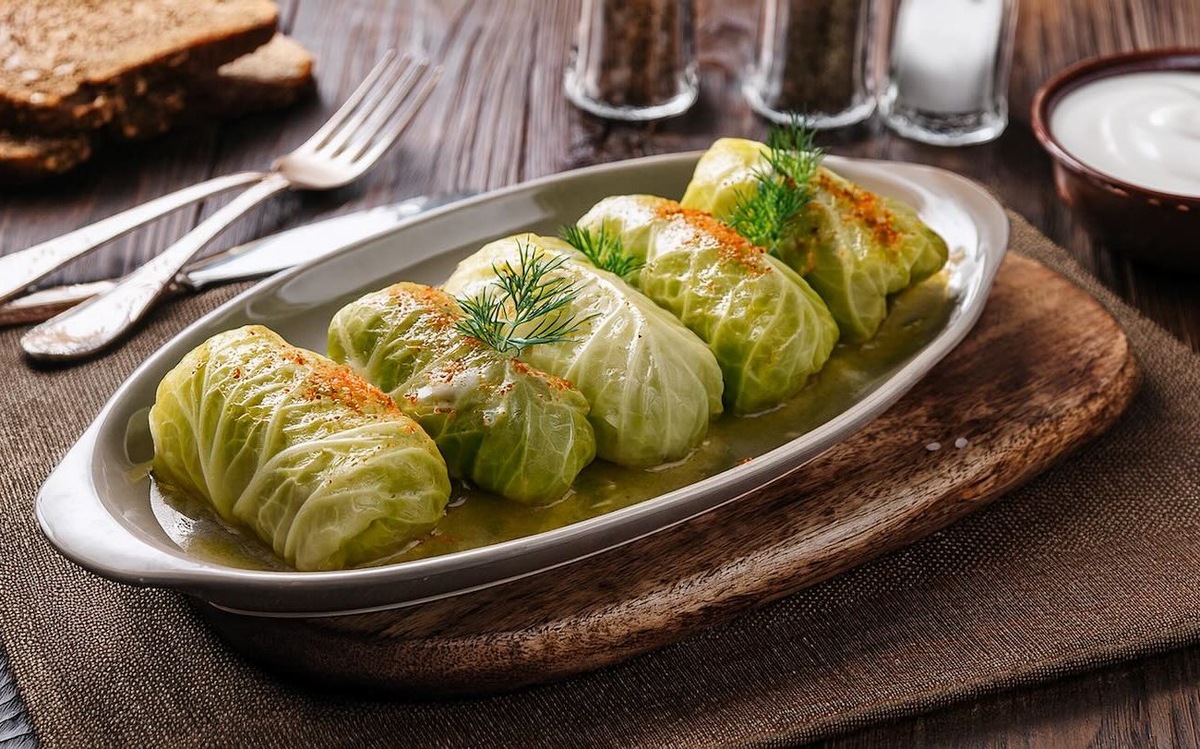 Голубцы приготовятся сочными и ароматными: весь секрет в выборе и подготовке листьев капусты / Фото: Pogovorim.by