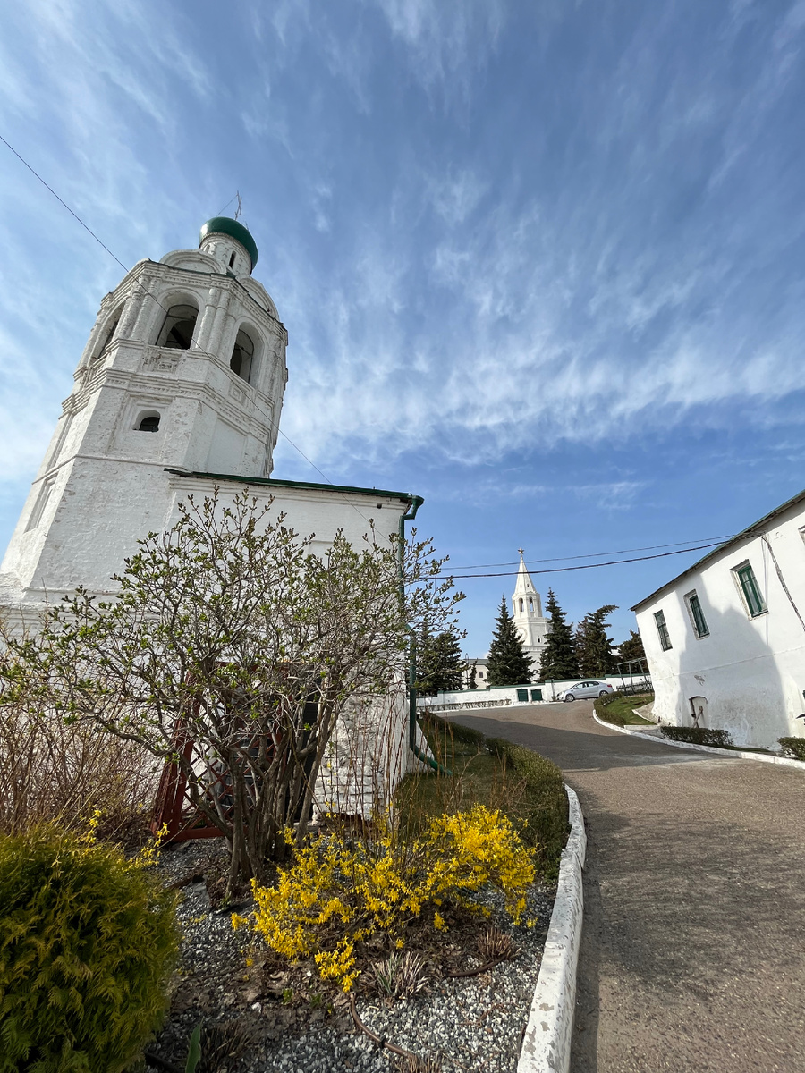 Дворик Иоанно-Предтеченского монастыря