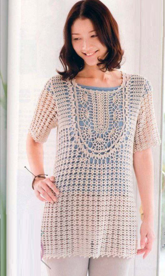 Ажурная туника крючком с красивым центральным элементом