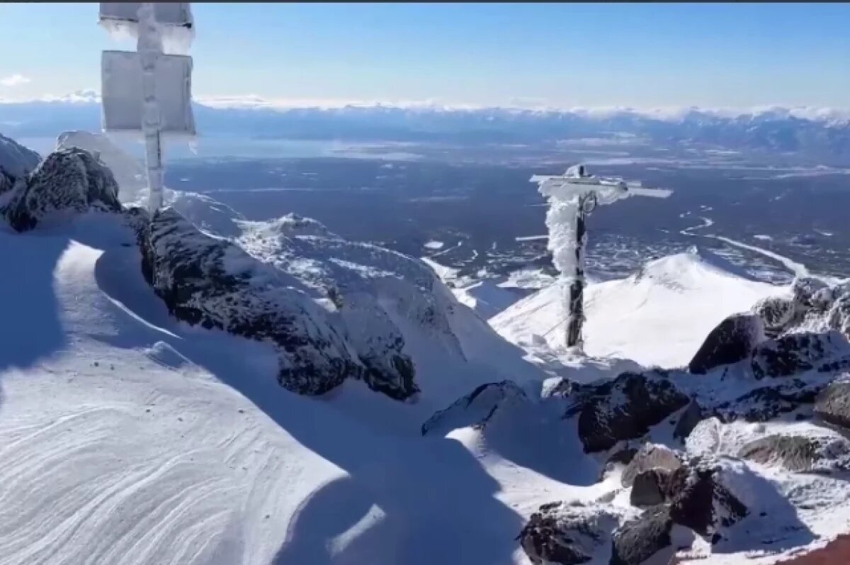    На Камчатке вернули работоспособность сейсмостанции на вулкане