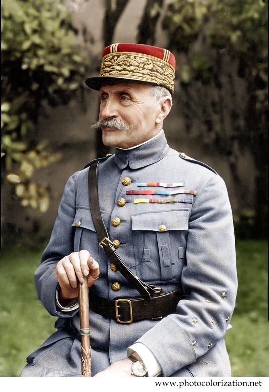 Главнокомандующий союзными войсками маршал Франции маршал Фердинанд Фош 1851 - 1929 