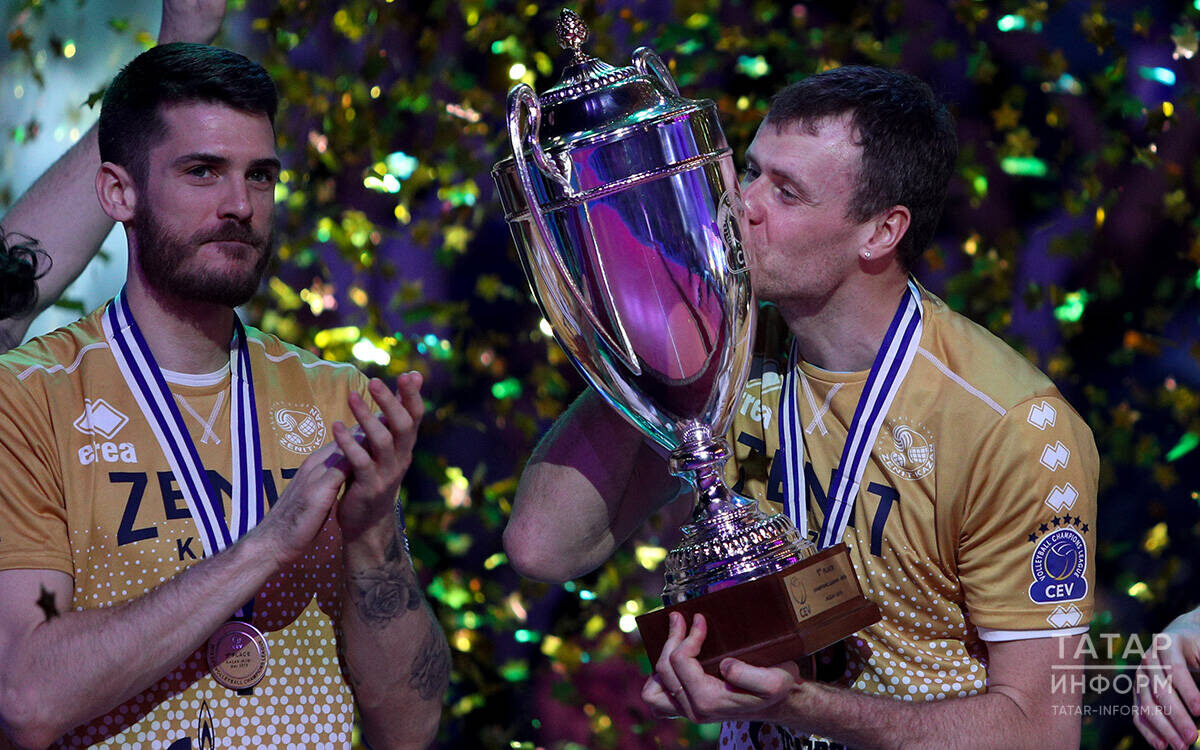 ​Пять побед в Лиге чемпионов, десять титулов чемпиона России, семь кубков страны и восемь суперкубков – это неполный список трофеев, который завоевал «Зенит-Казань» во главе с Владимиром Алекно. Фото: © «Татар-информ»