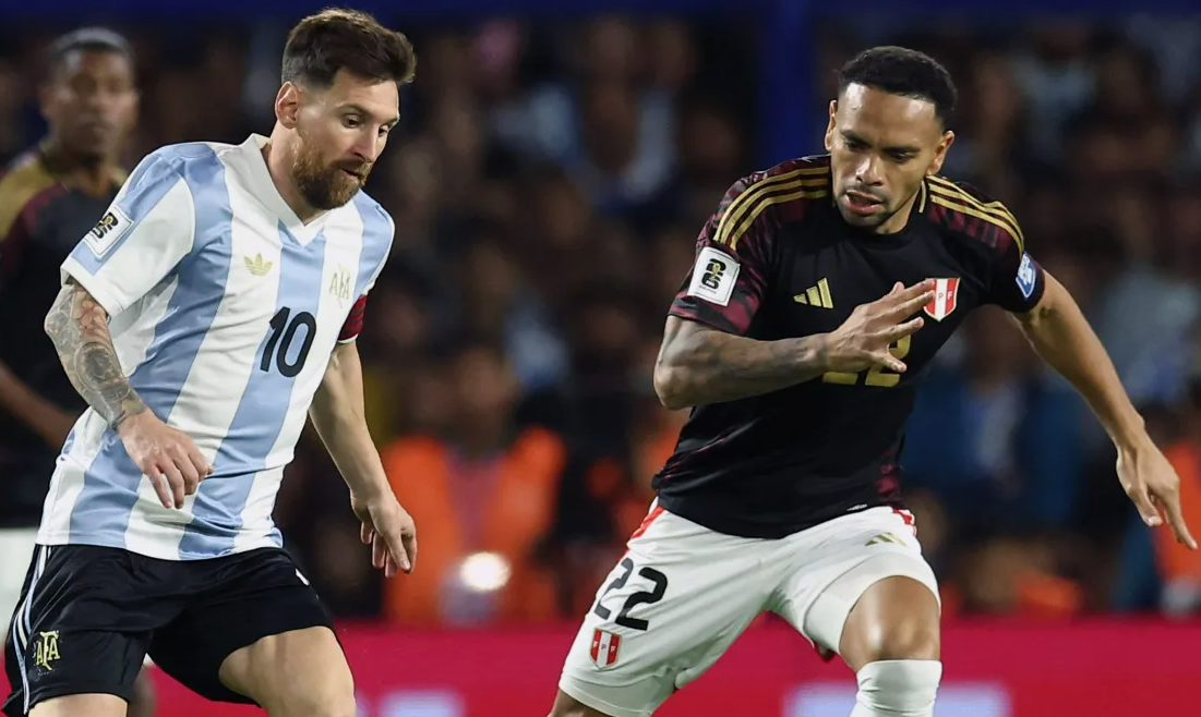 Лионель Месси в матче с перуанцами. Фото: соцсети