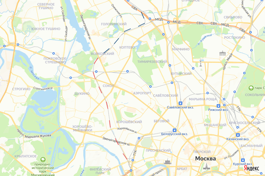 © yandex.ru/map-constructor (Синим — приблизительная трассировка дороги от Ленинградского шоссе в районе ст. «Балтийская» до МСД. Красным — ориентировочная трассировка платной магистрали от Ленинградского шоссе до ММДЦ «Москва-Сити»)