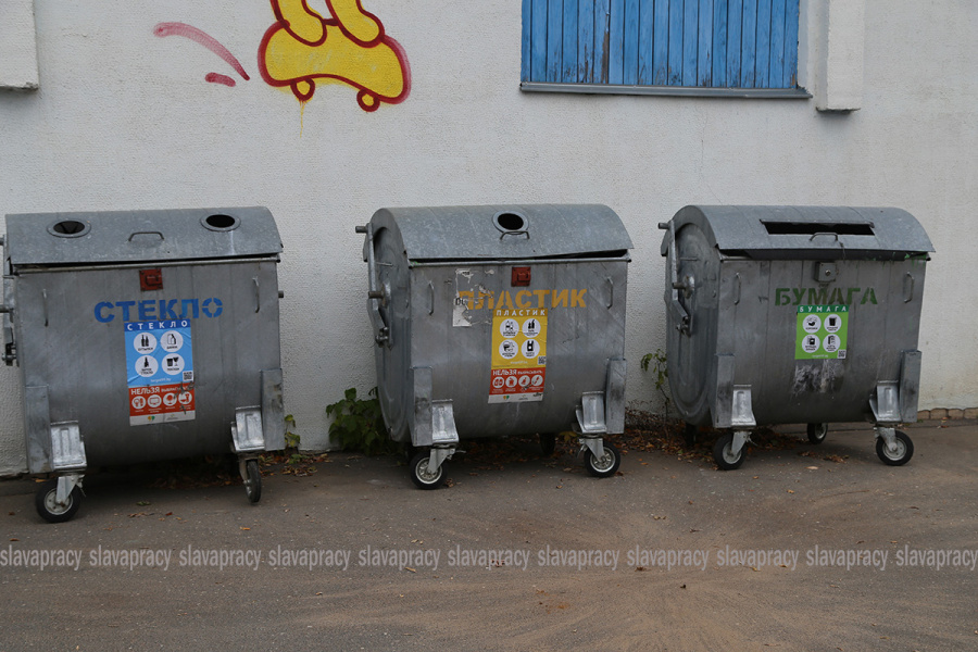     Разбираемся, как в Копыльском районе организована работа с вывозом мусора