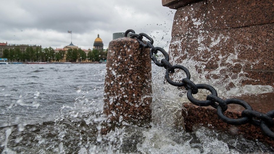    Штормовая погода в Петербурге. Автор фото: Ермохин Сергей