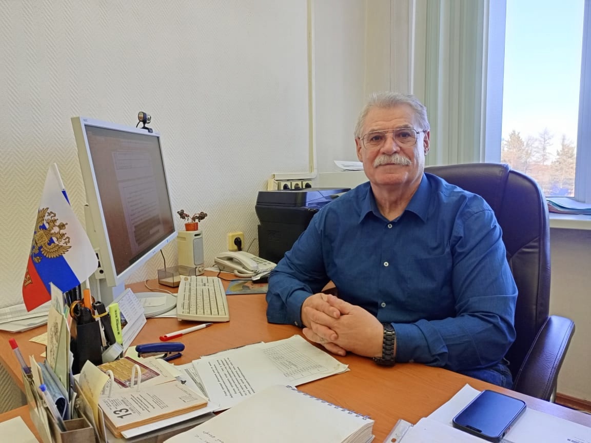 Профессор Николай Гриб 