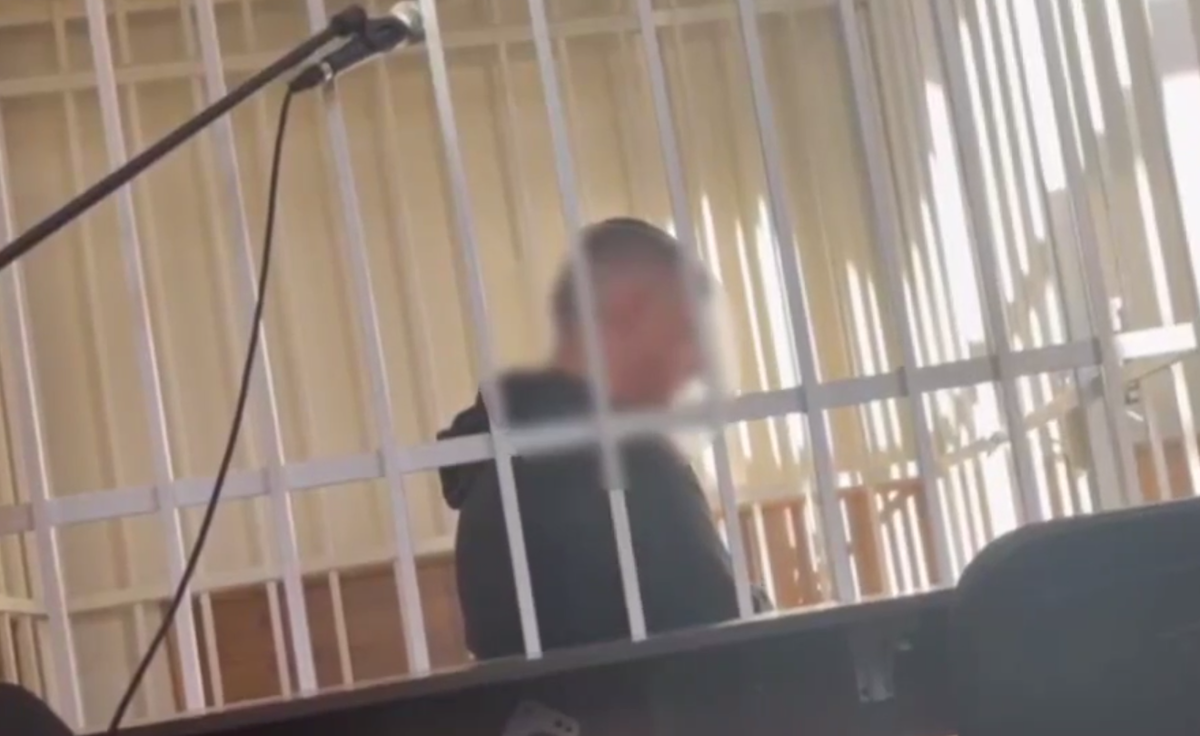     В Красноярске задержали полицейского по подозрению в получении взятки