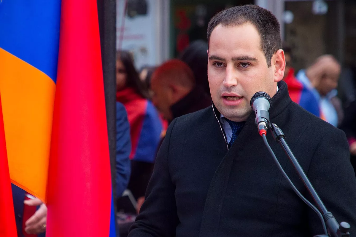 CC BY-SA 4.0 / Թամարա93 / Davit Khudatyan (cropped, resized)