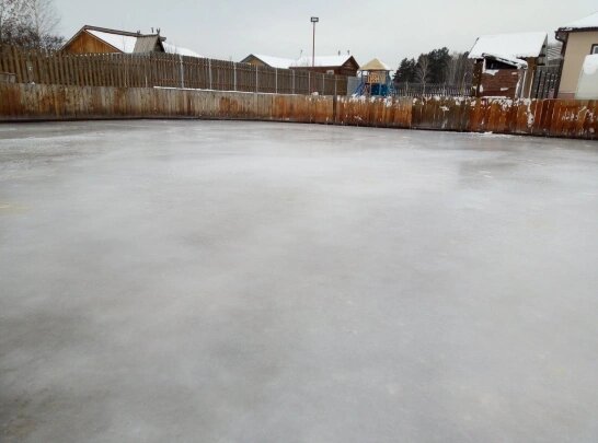 Фото: "Хоккей с мячом в Сосновоборске"/ВК