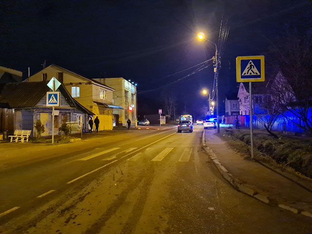 8-летний мальчик попал под колеса иномарки в Твери