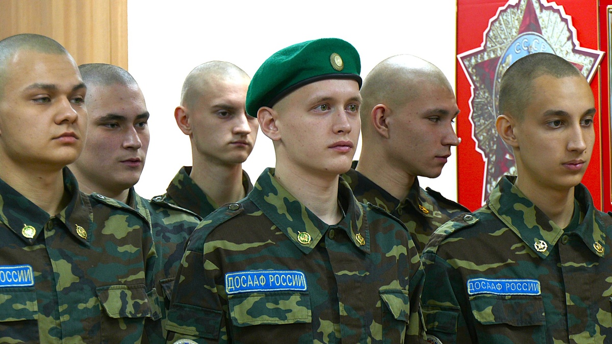    26 новобранцев посвятили в курсанты ханты-мансийской школы ДОСААФ