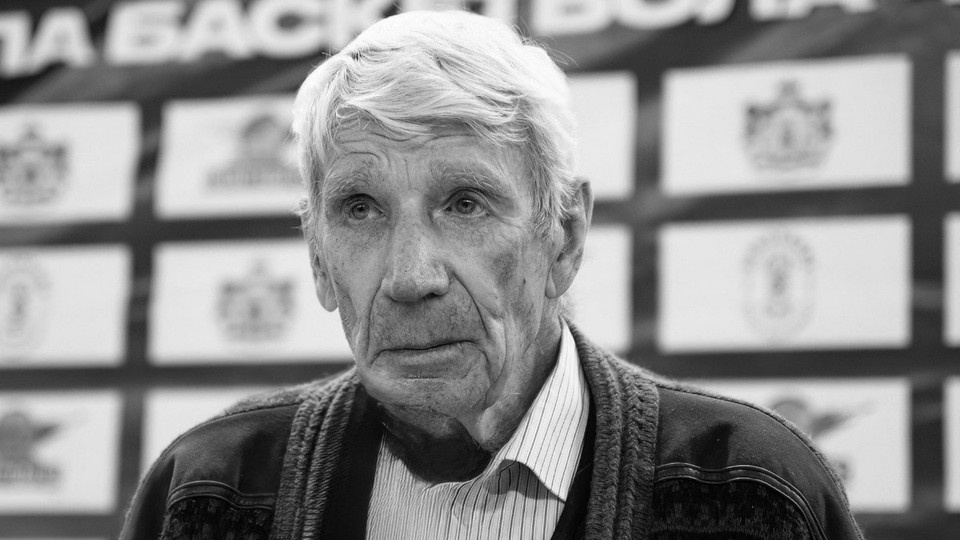    Умер Юрий Панов – баскетбольный тренер, отец Сергея Панова. Фото: администрация Рязани.