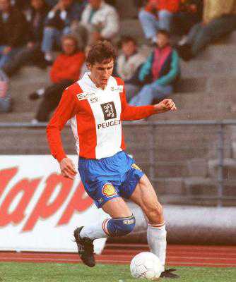 Фото: golosarmenii.am Симен Агдестейн играет за футбольную команду «Люн»