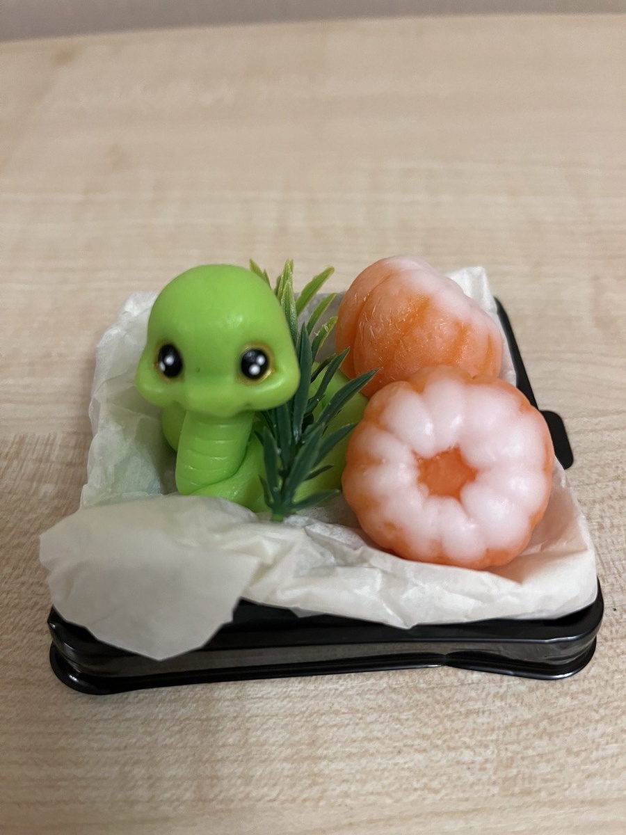 Листайте галерею, там их стадо 😁.