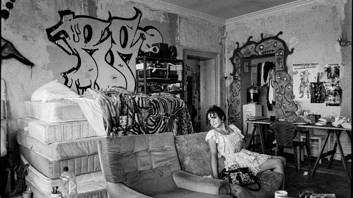 Кадр из фильма "Птица"