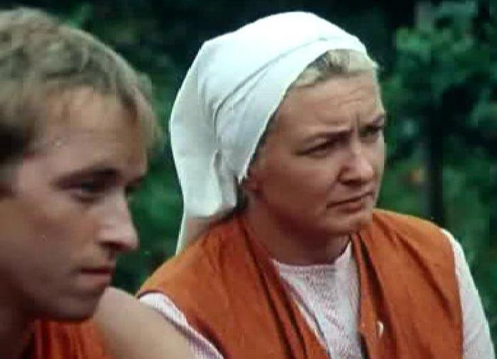 Марина Лобышева-Ганчук в фильме "Человек на полустанке" 
