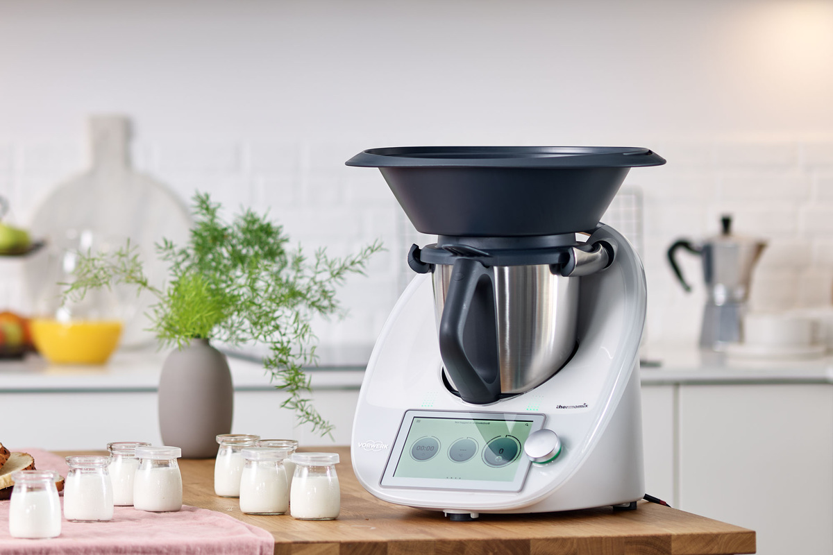 Кухонный робот Thermomix TM6 от бренда Vorwerk