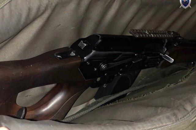    В салоне полицейские обнаружили оружие. Фото: СУ СК РФ по Иркутской области