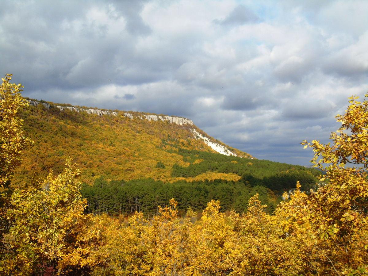 Дыхание осени в крымском предгорье...