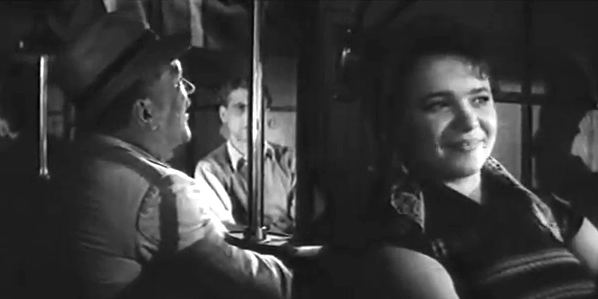 Кадр из кинофильма "Все начинается с дороги", 1959 г., режиссеры Николай Досталь, Виллен Азаров, сценарист Даниил Храбровицкий, композитор Юрий Левитин (скриншот) 