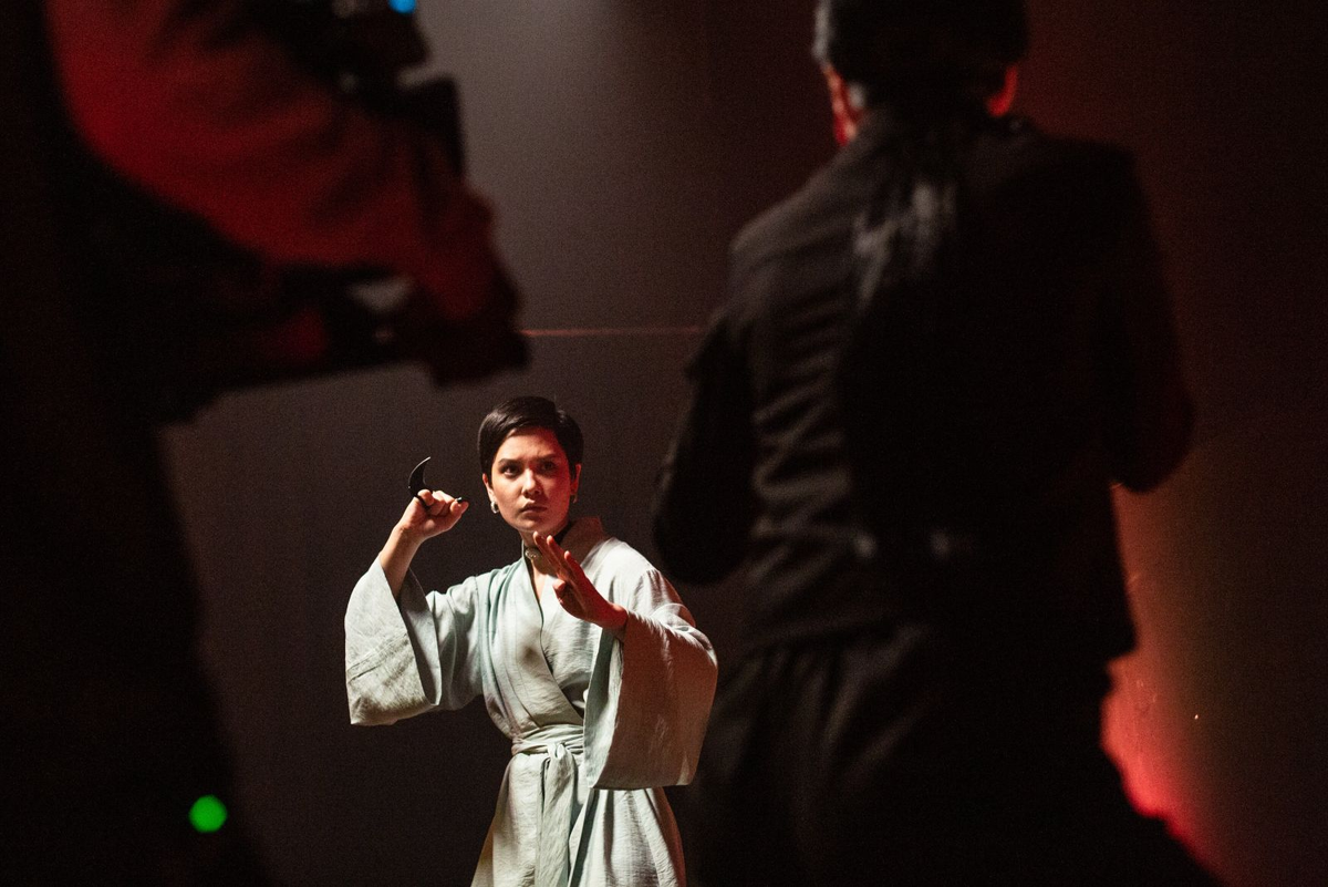 Сериал «Уроки китайского» 2024: попытка вдохнуть жизнь в избитые сюжеты